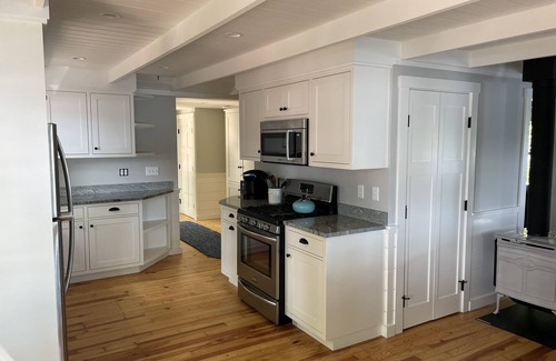Camden Cabaña | Megunticook Lake cottage with stunning views of Mount Megunticook
