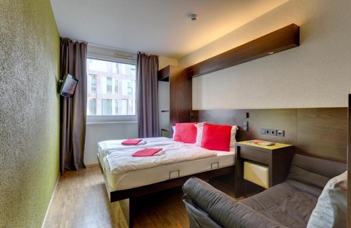 Mitte Hotel | MEININGER Hotel Berlin Hauptbahnhof