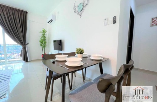 Malacca City Apartamento | Melaka {Nova8 Suite} City-View/4Pax/WIFI/tv-box