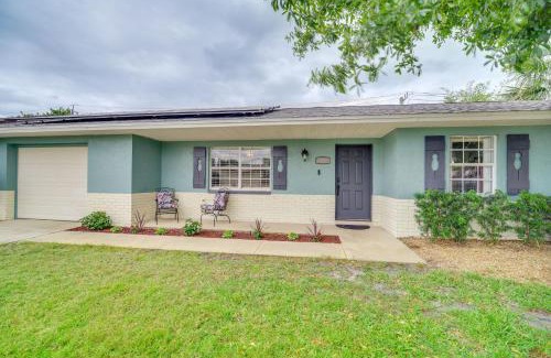 Melbourne Casa | Melbourne Home with Pool and Patio, 6 Mi to Beach!