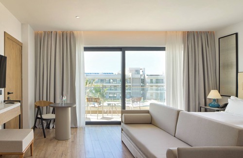 Ishem Hotel | Melia Durres Albania