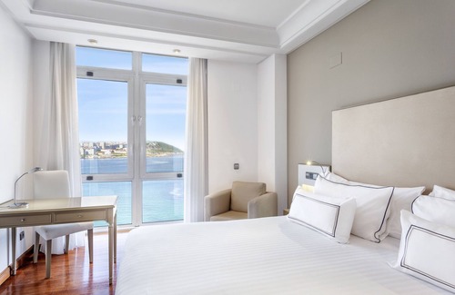 La Coruna Hotel | Melia Maria Pita