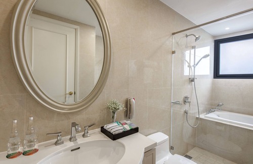 Tran Phu Beach Hotel | Melia Vinpearl Nha Trang Empire