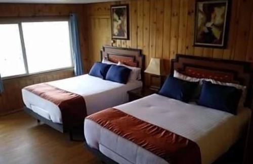 Chiloquin Hotel | Melita's Crater Lake Adventures