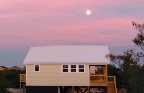 Corolla Cabaña | Mellow For Shore-Built in 2023-3.5 Miles off pavement 4WD required-AIR DOWN!!