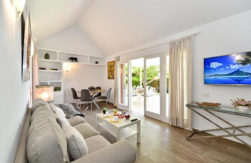 Maspalomas Casa | Melocotones 49 by Villagrancanaria