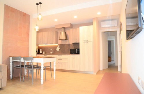 Lazise Apartamento | "MELOGRANO" Encantador apartamento con piscina en Lazise en el lago de Garda.