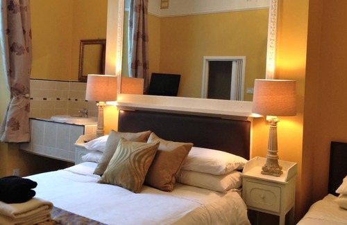 Douglas Casa | Melrose Guest House