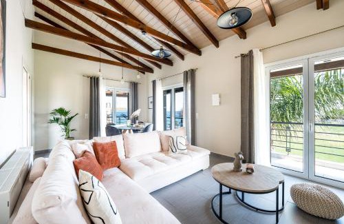 Aigialeia Casa | Meltemi Beach House - a seaside Luxury maisonnette