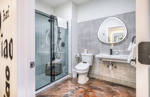 North Oakland Apartamento | Melwood Suites Unit 106 Studio