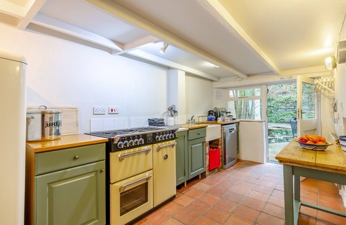 Little Petherick Casa | Melyn Wood Cottage - Cinco Habitaciones Casa, Capacidad 10