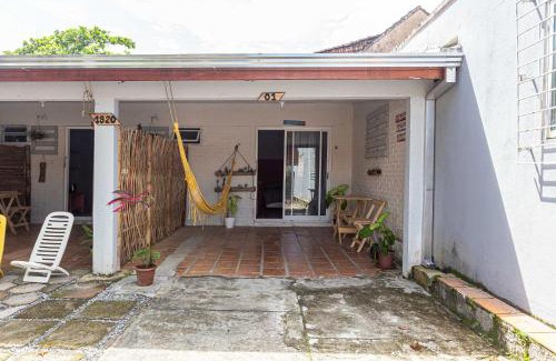 Pontal do Parana Casa | Memora Guesthouse Pontal do Paraná - Suíte a duas quadras da Praia e perto da Ilha do Mel