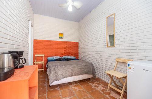Pontal do Parana Casa | Memora Guesthouse Pontal do Paraná - Suíte a duas quadras da Praia e perto da Ilha do Mel
