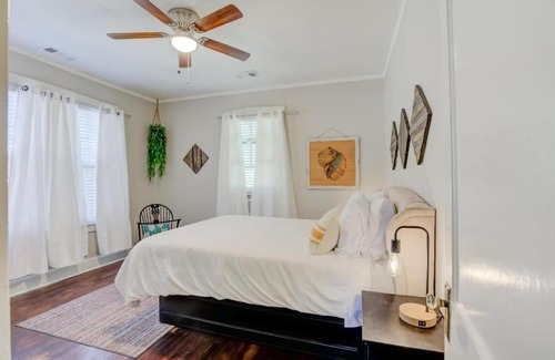 Cooper-Young Historic District Casa | Memorable Nomad Haven Walk to Cooper Young's Best
