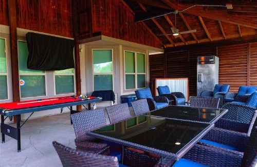 Lockhill Estates Casa | Memorable Vacations 5 stars- 5 min from airport