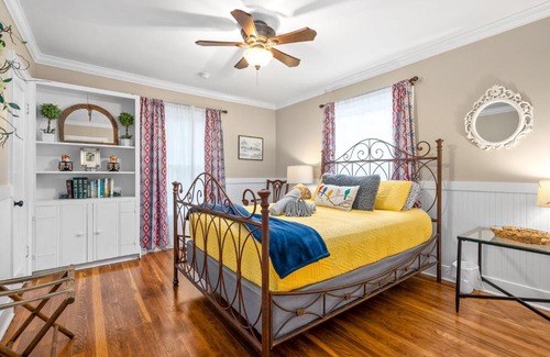 Clarksville Casa | Memories on Madison - Entire Home w/Game Room & Outdoor Fire Pit (102 Madison Ter)