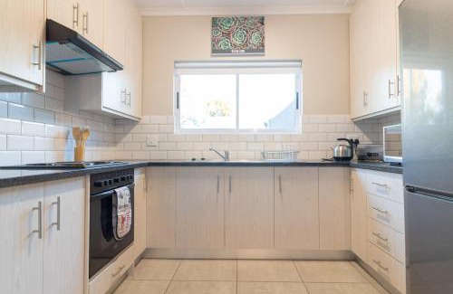 Oudtshoorn Apartamento | Memories Self-Catering at 5 on Smith