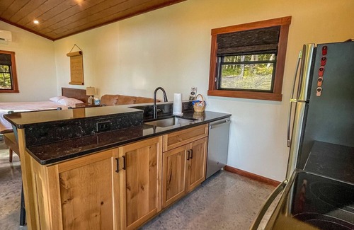 Millersburg Cabina | Memory Cove at Tranquil Acres