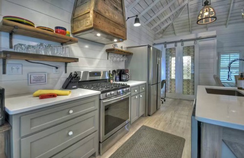 Williamstown Cabaña | Memory Maker, Top of GA Cottage in charming Mineral Bluff with AC, WiFi