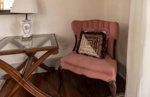 Central Midtown Apartamento | Memphis Belvedere Suites Upper Deluxe King 1 Bedroom