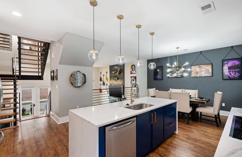 New Pathways Casa | Memphis Blues Rooftop & Beale st