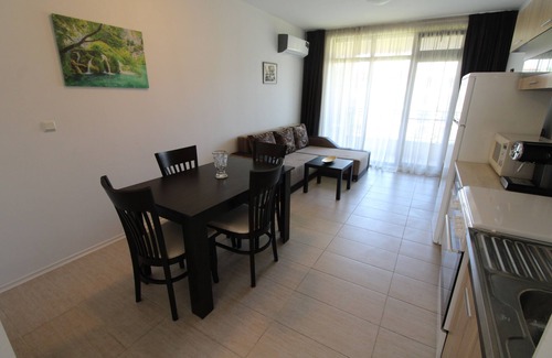 Sozopol Apartamento | Menada *Green Life* Apartment with Balcony