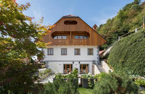 Cerklje na Gorenjskem Apartamento | Menart Estate