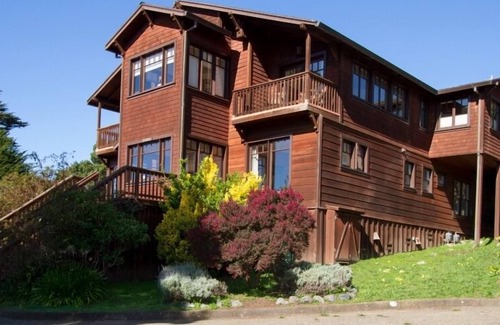Mendocino Casa | Mendocino View East