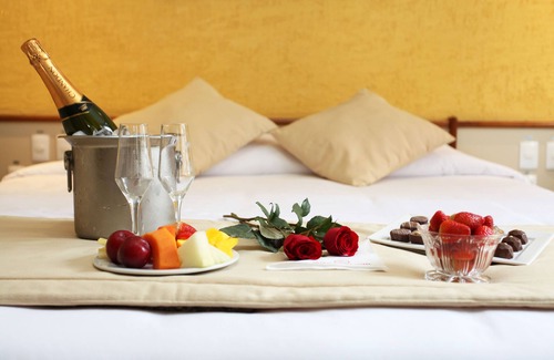 Gloria Hotel | Mengo Palace Hotel