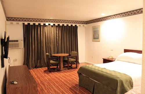 Sun City Hotel | Menifee Inn