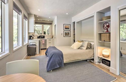 Linfield Oaks Apartamento | Menlo Park Studio about 2 Mi to Stanford University