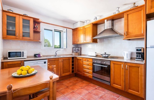 Cala en Blanes Villa | Villa Juanita con piscina, AA, WIFI, jardín, perfecta para familias