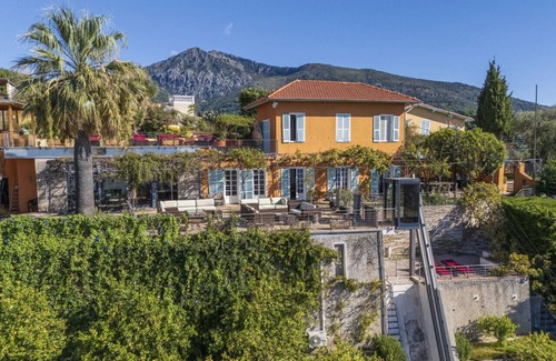Menton Villa | Menton - Piscine Vue mer Suite privée