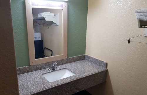 Mentor Hotel | Mentor Home Inn