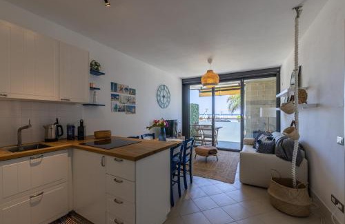 San Lorenzo al Mare Apartamento | Meraki Home - 30 m dal mare, vista mare, wifi e parcheggio coperto gratuito - Appartamento a San Lorenzo al Mare