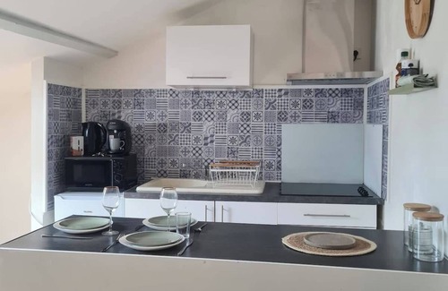 Saint-Laurent-les-Tours Apartamento | Mercadial au coeur de Saint-Céré, clim