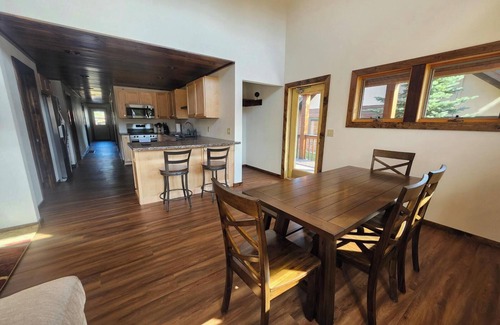 Mercer Casa | Mercer House on Major Snowmobile and ATV Trail