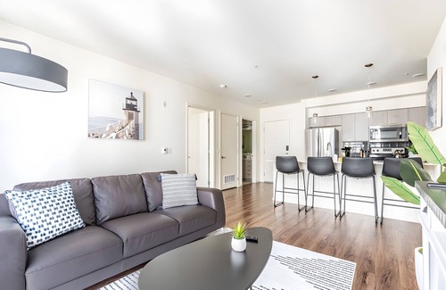 Mercer Island Apartamento | Mercer Isl 2BR #3 | Corporate Stay | Sophari