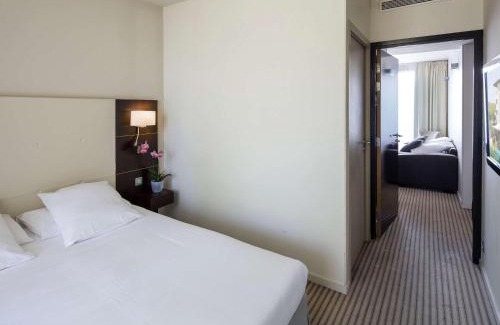 Grand Sud Hotel | Mercure Aix-en-Provence La Duranne Gare TGV