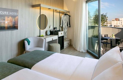 Larnaca City Centre Hotel | Mercure Larnaca Finikoudes Beach