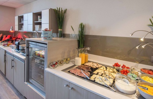 Old Town Hotel | Mercure Nice Marche aux Fleurs