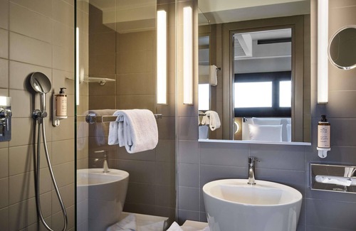 Monti Hotel | Mercure Roma Centro Colosseo