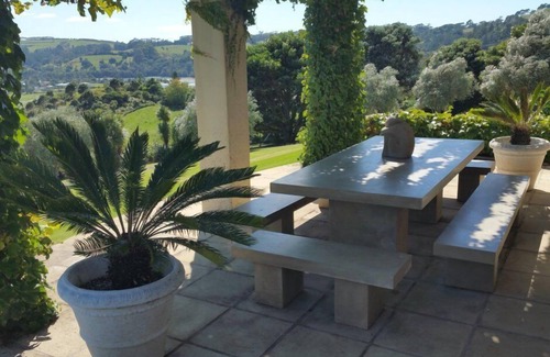 Cooks Beach Casa | Mercury Ridge - Secluded... Sun-drenched... Splendid.