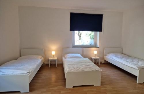 Stadtbezirke VII Apartamento | Meribu B45 Wohnung für Monteure und Arbeiter