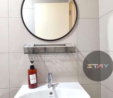 Medini Apartamento | Meridin Sovo 2Pax Modern Comfort Netflix BySTAY