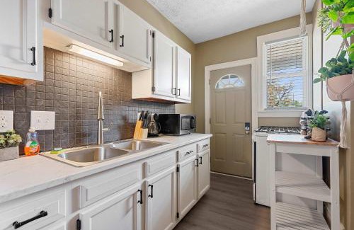 Merion Village Apartamento | Merion Village Residences - Escape the Hustle & Bustle