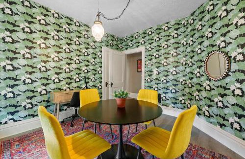 Merion Village Apartamento | Merion Village Residences - Escape the Hustle & Bustle