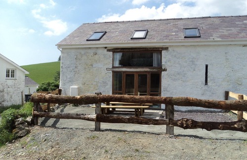 Llandovery Casa | Merlin Cottages: 4 * Merlin Granero, Sala de juegos, actividades al aire libre cercanas