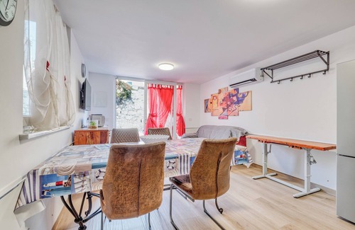 Ceriale Apartamento | Merlo D - town center & private parking, Ceriale, Italy