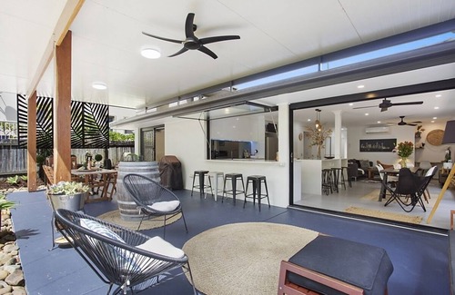 Mermaid Waters Casa | Sirena / Nobby Beach House - junto a la playa